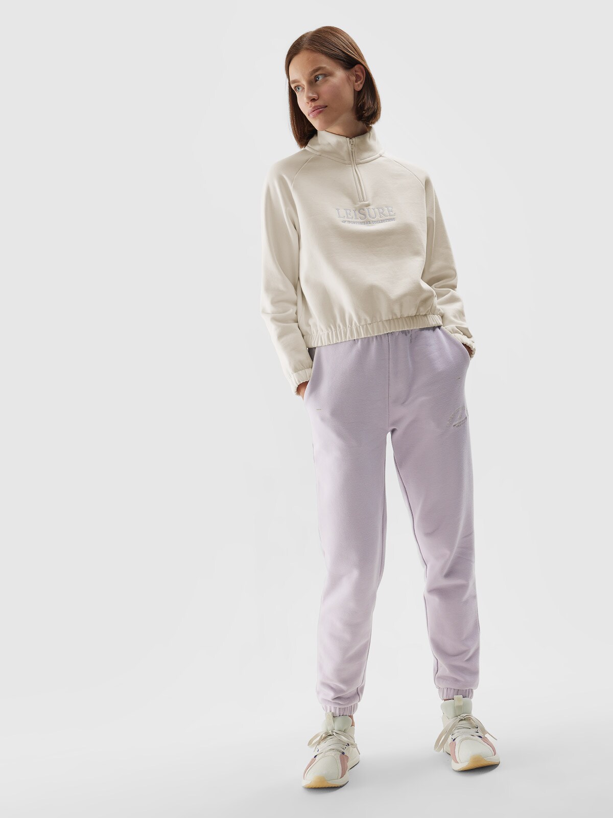 Women's pullover sweatshirt without hood - cream colour Ecru | 4F:  Sportswear and shoes
