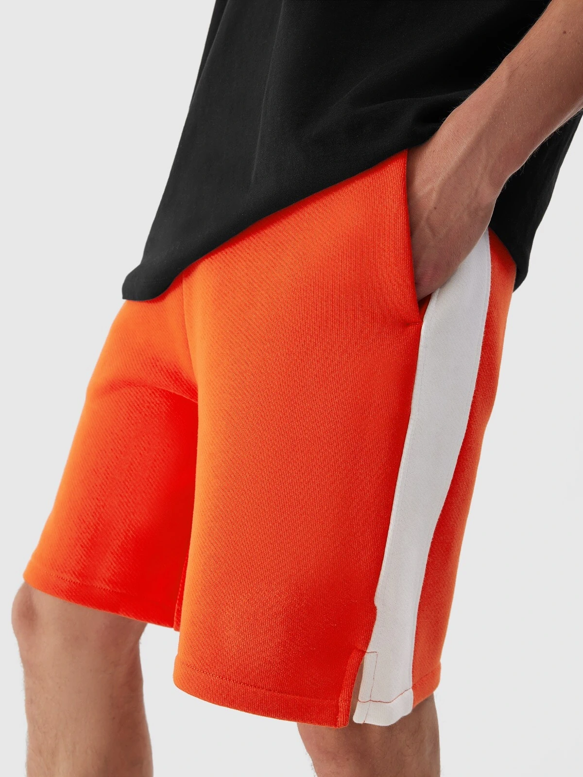 Men s sweat shorts orange 4F Sportswear and shoes