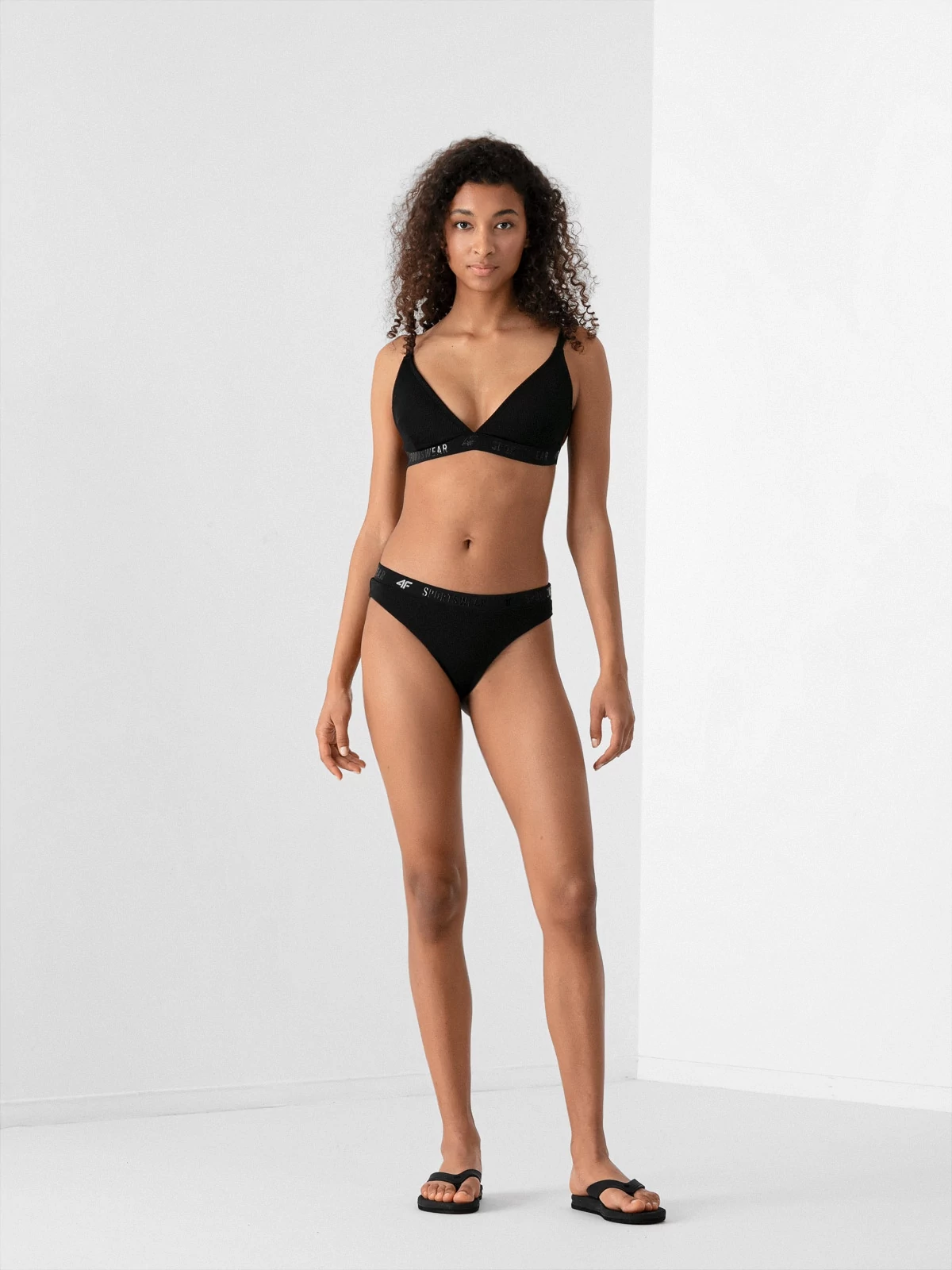 Women's swimsuit (top)  4F: Sportswear and shoes