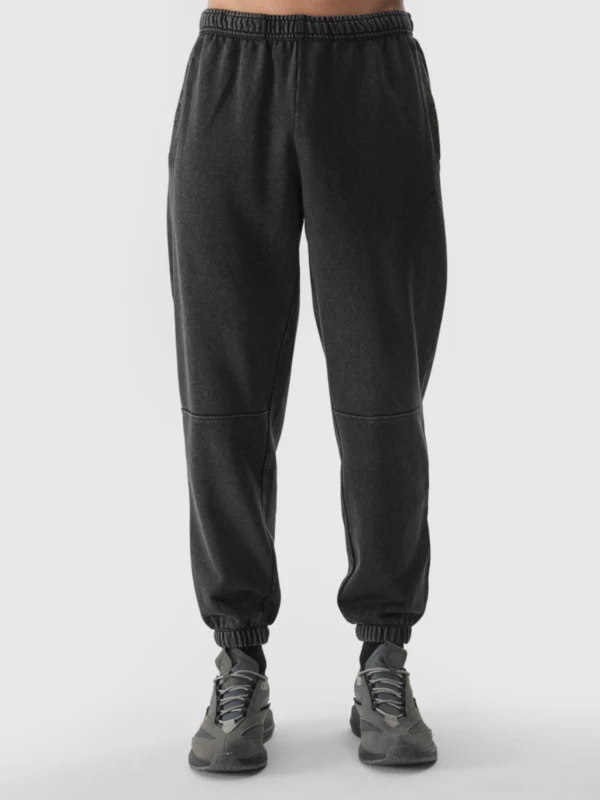 Men's joggers sweatpants - black | 4F: Sportswear and shoes